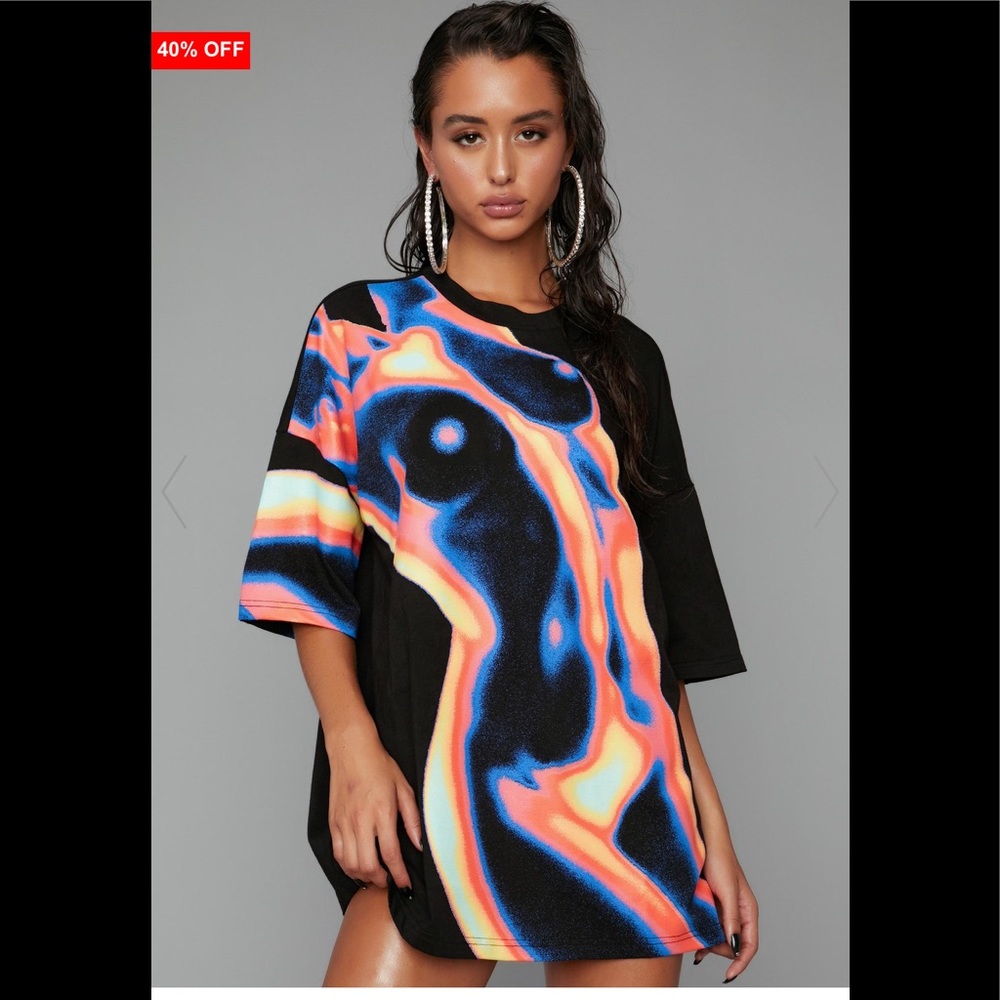 Woman body graphic t shirt